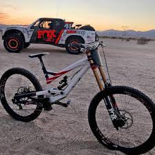 Le prochain supplément vf dungeons & dragons, la porte de baldur : 99 Me Gusta 1 Comentarios Dhpasion Dhpasion En Instagram Bici O Coche Best Mountain Bikes Bicycle Mountain Bike Moutain Bike