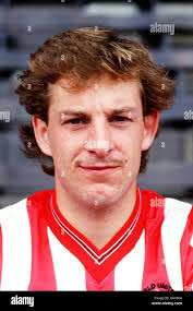 Ronald Eckhardt's Instagram, Twitter & Facebook