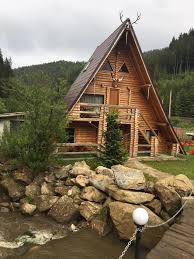 Cabane de inchiriat la munte. 10 Recomandari De Cazare La Munte Vacante Prin Romania