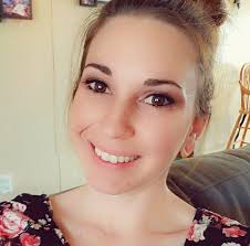 How to care for tomatoes with clay-like soil and brown leaves in Oklahoma?