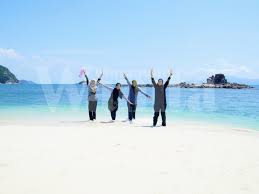 J&t express hotline and email. Wanita Ini Kongsi Cara Daytrip Ke Kepulauan Mersing Yang Cantiknya Macam Maldives Tu Mingguan Wanita