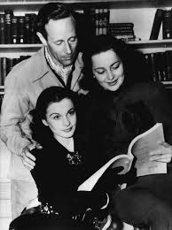 Leslie Howard Vivien Leigh And Olivia De Havilland Olivia De Havilland Movie Stars Gone With The Wind