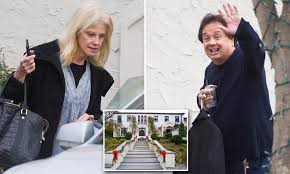 Kellyanne conway is the first female campaign manager to ever lead a candidate to a presidential victory. Kellyanne Conway Dresses Down As She And Her Husband George Put On A United Front Daily Mail Online