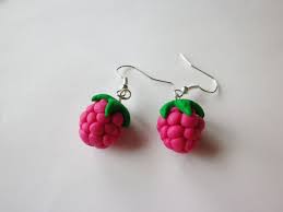 Boucle D Oreille Fimo Gourmande Framboise Avec Feuille Envoi B Bricolages En Argile Et Polymere Bijoux En Pate Polymere Boucles D Oreilles En Argile Polymere