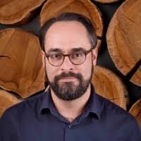 Robert Scheidegger's Instagram, Twitter & Facebook