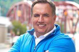 Frank Burns's Instagram, Twitter & Facebook