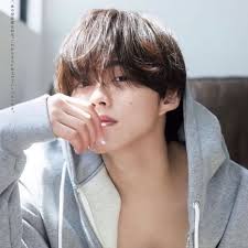 😳 They said my life would be a nightmare. But here I am — living my dream.  🎨 I'm an artist, an entrepreneur, and an official Olympic Games 2026  artist. Hi, I'm