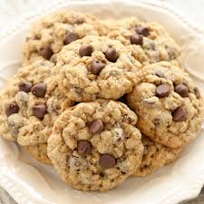 Soft And Chewy Oatmeal Chocolate Chip Cookies Live Well Bake O In 2020 Chewy Oatmeal Chocolate Chip Cookies Oatmeal Chocolate Chip Cookie Recipe Chocolate Chip Oatmeal