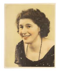 Beryl Alexander's Instagram, Twitter & Facebook