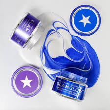 Die Sonic Blue Gravitymud Maske Von Glamglow Strafft Die Gesichtshaut Erhaltlich Bei Douglas The Sonic Blue Gravitymud By Glamglow Tightens Your Skin Avail