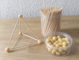Geometrische Korper Bauen Geometrische Korper Korper Vorschule Vorschulideen