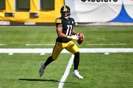 Isaiah buggs devin bush kameron canaday demarcus christmas chase claypool aviante collins james conner anthony coyle jordan dangerfield carlos davis sean davis david decastro stephen. Chase Claypool Wallpaper Wallpaper Sun
