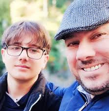 Iz-zghir tieghi jaghlaq 15. ♥️🥳#HappyBirthday Jacques Mathieu🎂🎂🎂 Ma  niċċelebrawx llum la ghadek ma tiflahx imma niċċelebraw ftit ġranet ohra  kif tkun ahjar. Gws.