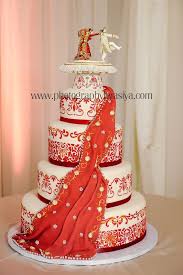 Sari Wedding Cake With Funny Cake Topper Indian Cake Indian Wedding Cakes Funny Wedding Cakes