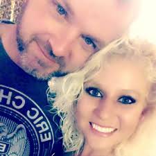 Alecia Bruce's Instagram, Twitter & Facebook