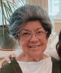 Russell Mace's Instagram, Twitter & Facebook