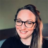 Vicky Baron's Instagram, Twitter & Facebook