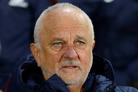 Australia coach Arnold to give A-League hopefuls time to impress