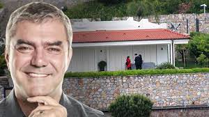 Yılmaz özdil ile ilgili tüm haberleri ve son dakika yılmaz özdil haber ve gelişmelerini bu sayfamızdan takip edebilirsiniz. Yilmaz Ozdil Yikim Kararini Hice Sayarak Kacak Villasina Bahce Duzenlemesi Yaptirdi Haber Haberler Son Dakika Haberler