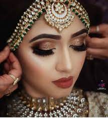 Checkout These Stunning Bridal Makeup Trends Going Viral This Year Setmywed Latest Bridal Makeup Bridal Eye Makeup Indian Bride Makeup