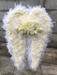 If you need advice about organising flowers for a funeral, give our waitrose florist specialists a call on 0800 188 881. Bespoke Tributes