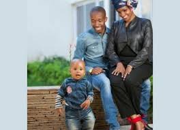 Amina abdi rabar biography, photos, salary, husband, age, contacts, family, tribe, son and news. 8 Kenyan Celeb Couples Who Hooked Up At Their Work Places