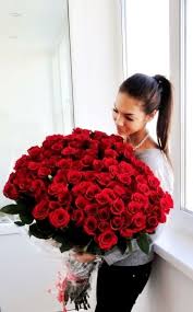 Gifts are sweet gestures that help us express our love, care and affection to our dear ones. Valentine Mine Valentines Flowers Beautiful Flower Arrangements Rose Bouquet Valentines