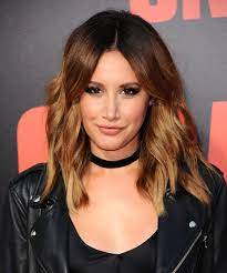 Because ashley got extensions for the perfect easy summer length. Ashley Tisdale Just Got Sultry Dark Hair For Summer And We Re Obsessed