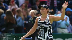 Eugénie bouchard, pronounced øʒeni buʃaʁ; Wta Ashleigh Barty Nouvelle Reine Du Classement Bianca Andreescu Recule Tennis Rds Ca