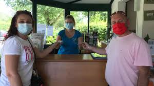 pass sanitaire l'extension du pass sanitaire ainsi que la vaccination obligatoire pour les soignants ont été votées au parlement et presque intégralement validés par le conseil un pass sanitaire est obligatoire pour voyager entre la corse et la france métropolitaine depuis le 9 juin 2021. Au Camping Les Tourterelles A Rang Du Fliers Le Pass Sanitaire Est Plutot Bien Accepte