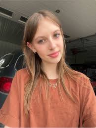 Dancing Fun with Buns Out Weiner Theme