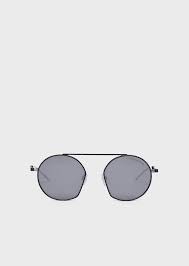 Des lunettes de soleil homme pour affirmer un look. Lunettes De Soleil De Defile Homme Emporio Armani