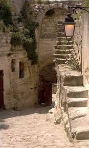 Via Soulful Tramp Les Baux De Provence France Beautiful Places Provence France Places