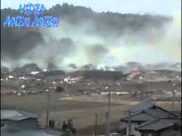 Setelah kejadian tersebut, berbagai kejadian aneh bermunculan, seperti penampakan ufo, gangguan telepon, mutilasi hewan, dan kasus kehilangan (terutama anjing). Video Aneh Tapi Nyata Tsunami Seperti Di Aceh Kejadian Aneh Kuasa Allah Di Dunia Tanda Kiamat Chords Chordify
