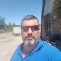 10+ "Elle Bruno" profiles