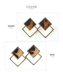 楽天市場 ゆうパケットok ピアス マーブル べっ甲 べっこう スクエアモチーフ メタル レディース チタンポスト セット プレゼント 大人可愛い アクセサリー ジュエリーブラウン ベージュ グレー ホワイト kasanari cream dot べっ甲 アクセサリー アクセサリー