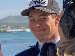 Hovland, the first norwegian to compete in the masters, appeared beside winner tiger woods in butler cabin on. Viktor Hovland Gif Viktor Hovland Who Won The 2018 U S