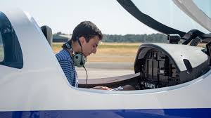 Donnez votre avis et une recommandation sur aéroclub planeurs du bassin d'arcachon. Aeroclub Du Bassin D Arcachon