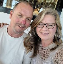 He's around here somewhere 🤣 Happy hump day! #Peterbilt #trucking #bigrig  #truckerlife #ThePeteStore