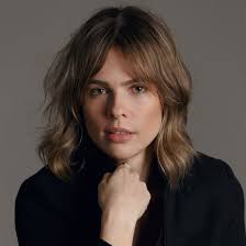 Karla Hill's Instagram, Twitter & Facebook