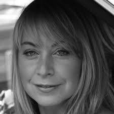 Jayne Robbins's Instagram, Twitter & Facebook