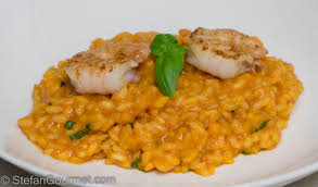 Condire il broccolo romano con una noce di burro, disporvi intorno i gamberi con il coriandolo e servire. Risotto With Cream Of Shrimp Risotto Con Crema Di Gamberi Stefan S Gourmet Blog