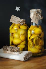Cueillette De Saison Du Jardin A La Cuisine Une Douce Etoile Citrons Confits Cuisine Confit