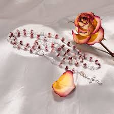 Creating rosaries from flowers to remember any special occaion. Rosary Keepsakes Rose Keepsakes