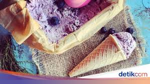 Misalnya cara menggunakan komputer, cara menyetrika pakaian, cara mencuci dengan mesin cuci, cara bermain game, dsb. Tak Punya Mesin Es Krim Bikin Sendiri Es Krim Dengan Cara Mudah Ini