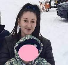 Check spelling or type a new query. Mihaela TinÄra UcisÄ De ÈoferiÈa Cu RelaÈii Din Curtea De ArgeÈ Avea Un CopilaÈ Ziarul Profit