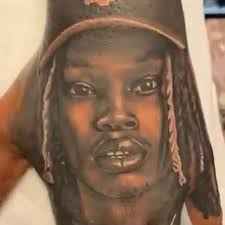 King von explains how him and durk became friends, how they make music together and how durk is a great influence.von also shares about how he. Asian Doll Fires Back At Critics Who Question Her Relationship With King Von The Blast
