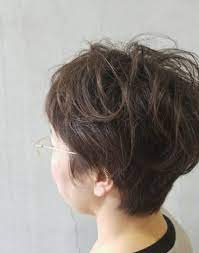 くせ毛を活かしたふわふわショート ショート くせ毛風 ショートカット くせ毛
