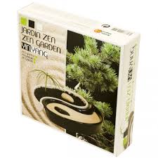 Mit dem japanischen zengarten koan im miniaturformat. Mini Zen Garten Ying Yang Puristisch Und Edel