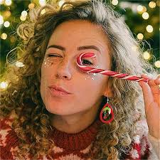 WCRAZYE Christmas Wood Earrings for Women Handmade Wooden Teardrop Dangle  Earrings Christmas Xmas New Year Party Earrings Set Winter Holiday Jewelry  Gift (Red Bell B) : Buy Online at Best Price in